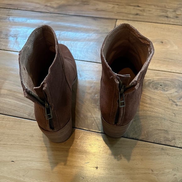 Madewell Brown Suede Boots - Picture 4 of 5